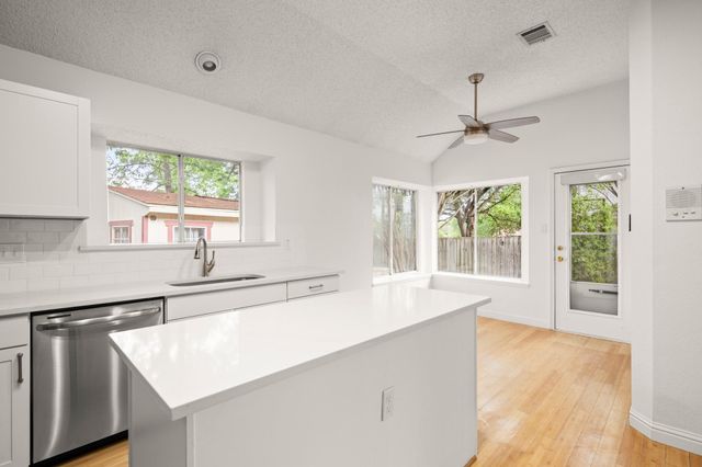 4816 Hale DR, Austin, TX 78749