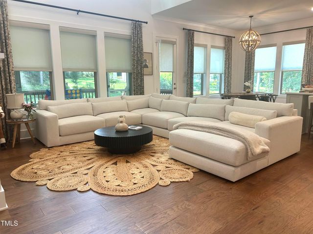 127 Sanderway Drive, Chapel Hill, NC 27516