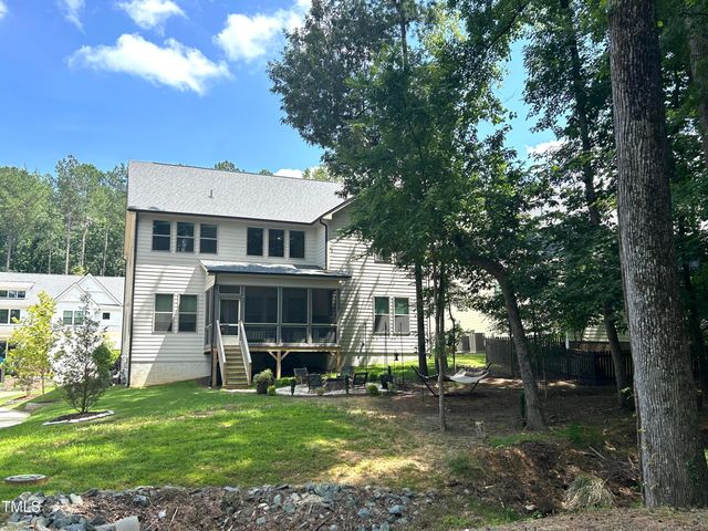 127 Sanderway Drive, Chapel Hill, NC 27516