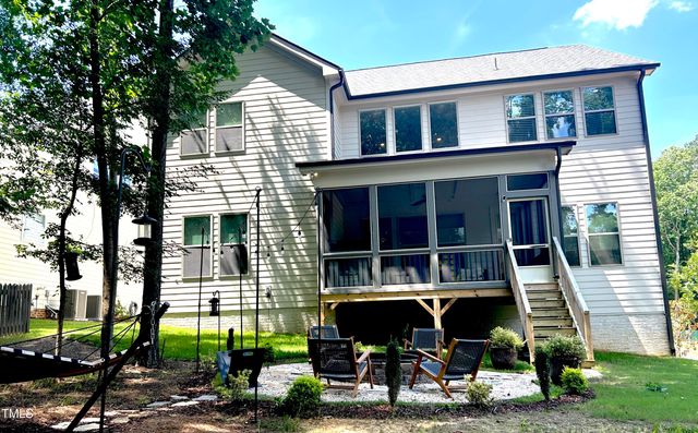 127 Sanderway Drive, Chapel Hill, NC 27516