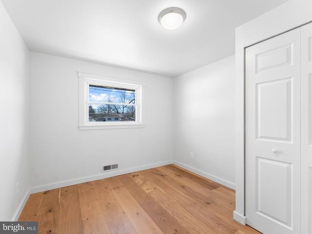 27 RANDY RD, Glendora, NJ 08029