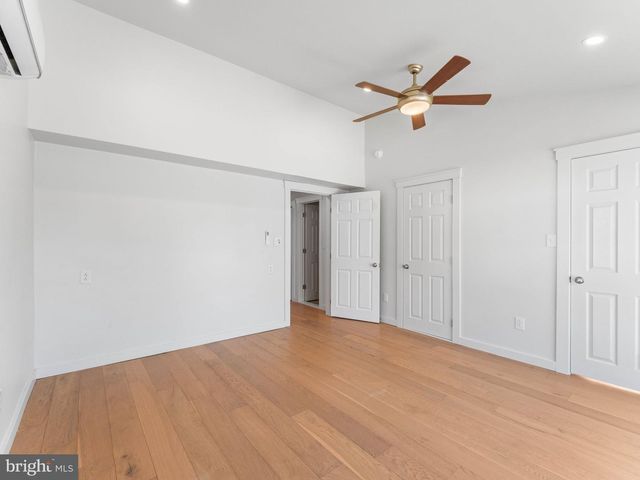 27 RANDY RD, Glendora, NJ 08029