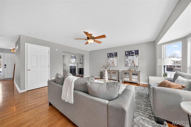 5180 Romaine Spring Drive, Fenton, MO 63026