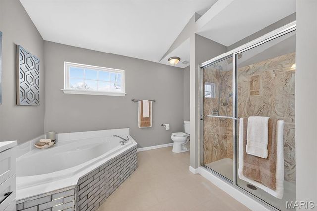 5180 Romaine Spring Drive, Fenton, MO 63026