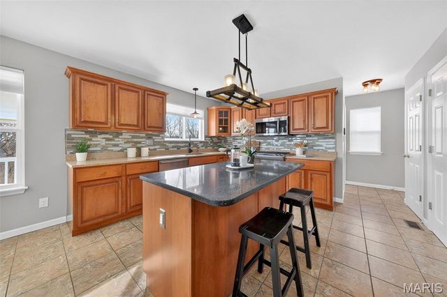 5180 Romaine Spring Drive, Fenton, MO 63026