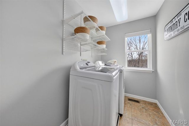 5180 Romaine Spring Drive, Fenton, MO 63026