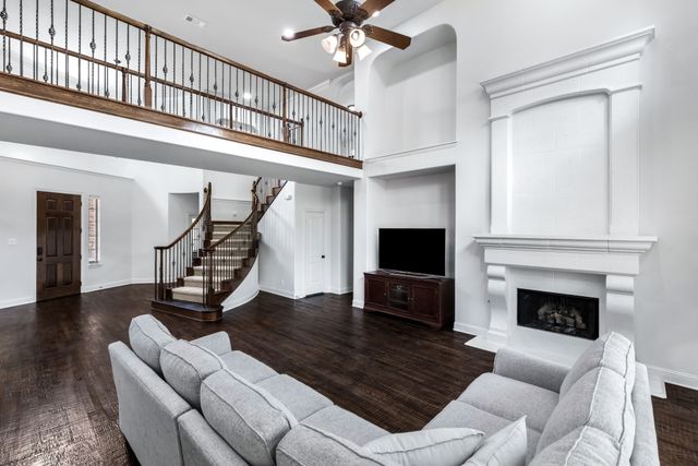 601 Livingston Drive, Prosper, TX 75078