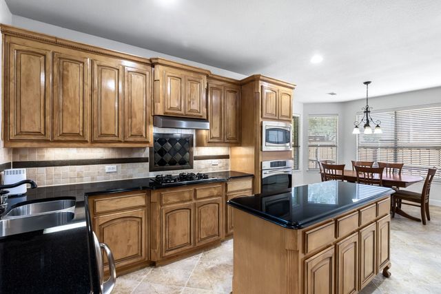 601 Livingston Drive, Prosper, TX 75078