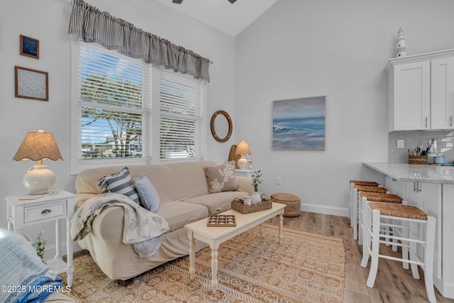 101 W Cove Way, Lavallette, NJ 08735