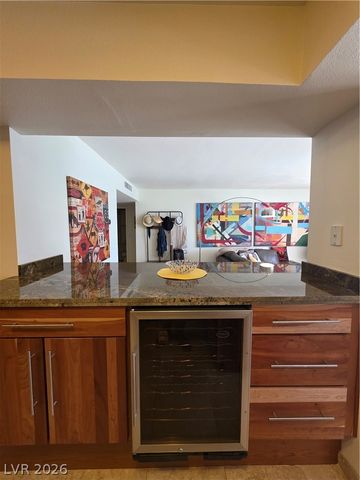 205 East HARMON Avenue 909, Las Vegas, NV 89169
