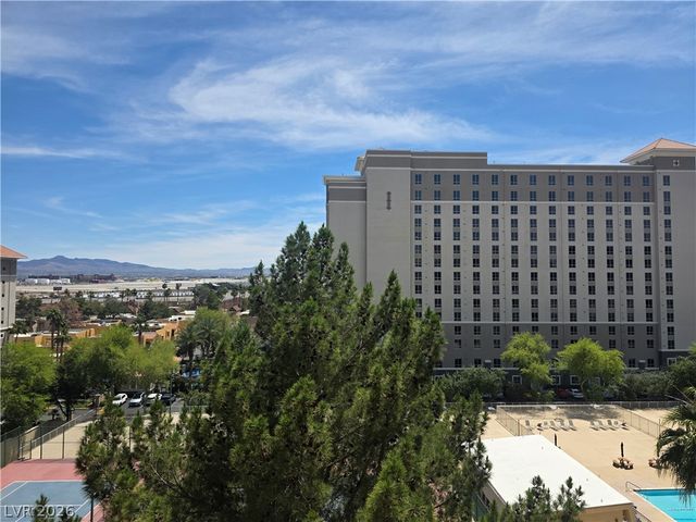 205 East HARMON Avenue 909, Las Vegas, NV 89169