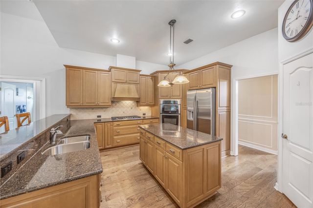 7146 SW 35TH AVENUE, Gainesville, FL 32608