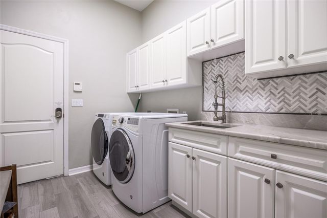 7146 SW 35TH AVENUE, Gainesville, FL 32608