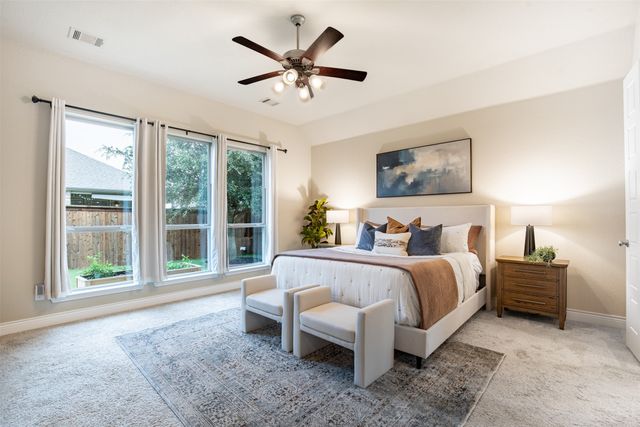 8620 Holliday Creek Way, Mckinney, TX 75071