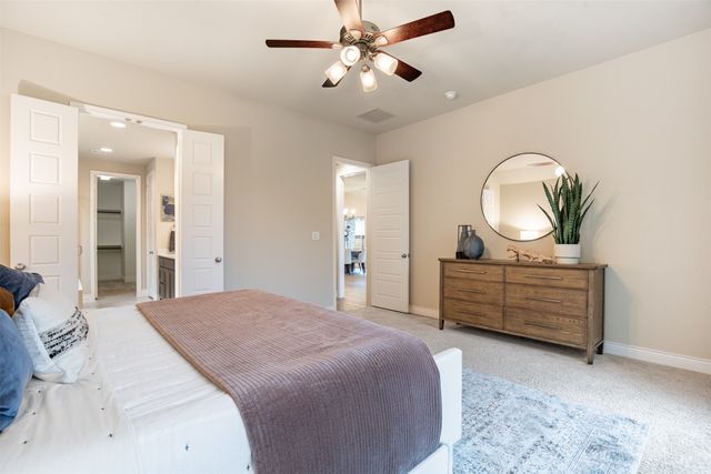 8620 Holliday Creek Way, Mckinney, TX 75071