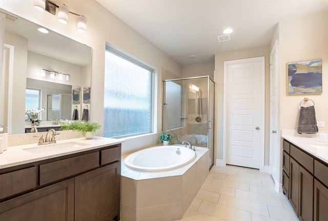 8620 Holliday Creek Way, Mckinney, TX 75071