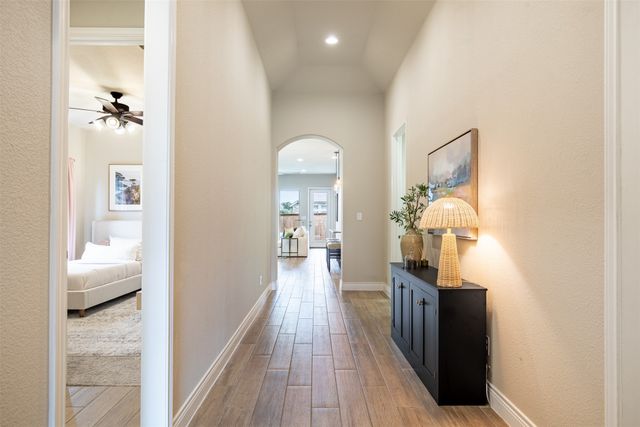 8620 Holliday Creek Way, Mckinney, TX 75071