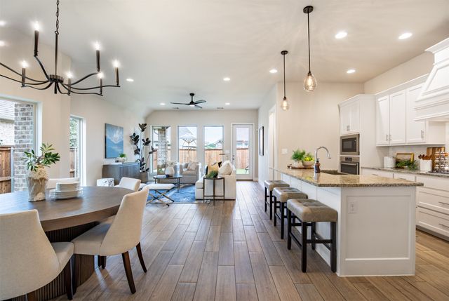 8620 Holliday Creek Way, Mckinney, TX 75071
