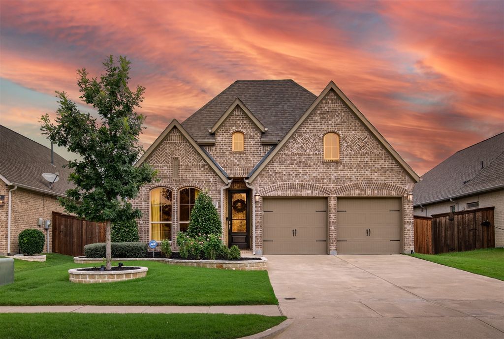 8620 Holliday Creek Way, Mckinney, TX 75071