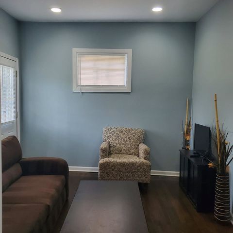 8134 S King Drive, Chicago, IL 60619
