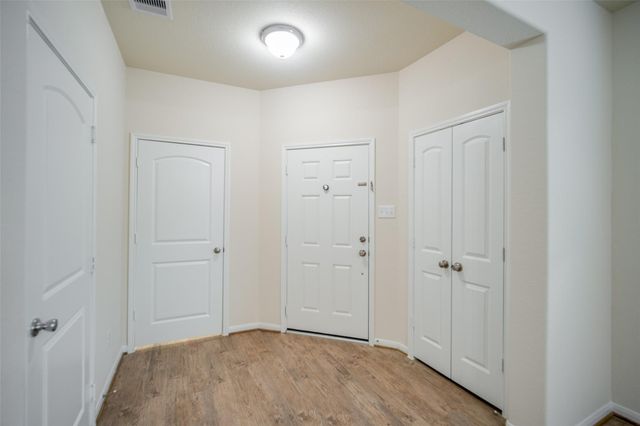 14215 Campo Vista Dr, Houston, TX 77083