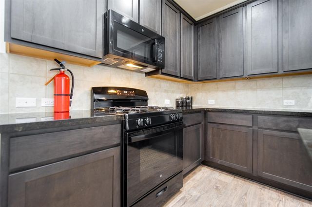 14215 Campo Vista Dr, Houston, TX 77083
