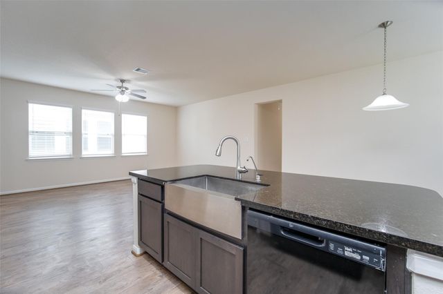 14215 Campo Vista Dr, Houston, TX 77083