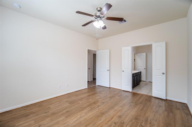 14215 Campo Vista Dr, Houston, TX 77083