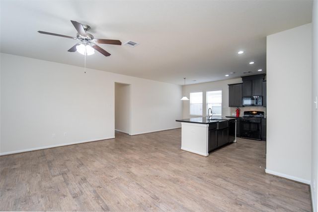 14215 Campo Vista Dr, Houston, TX 77083
