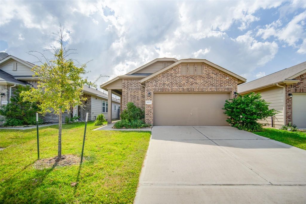 14215 Campo Vista Dr, Houston, TX 77083