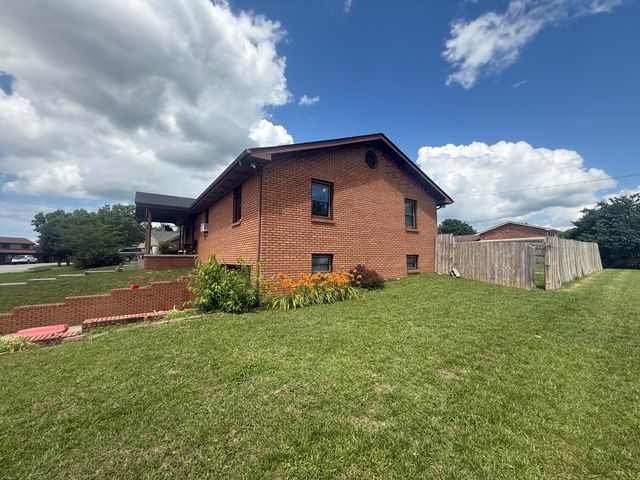 1018 Cardinal Drive, Corbin, KY 40701