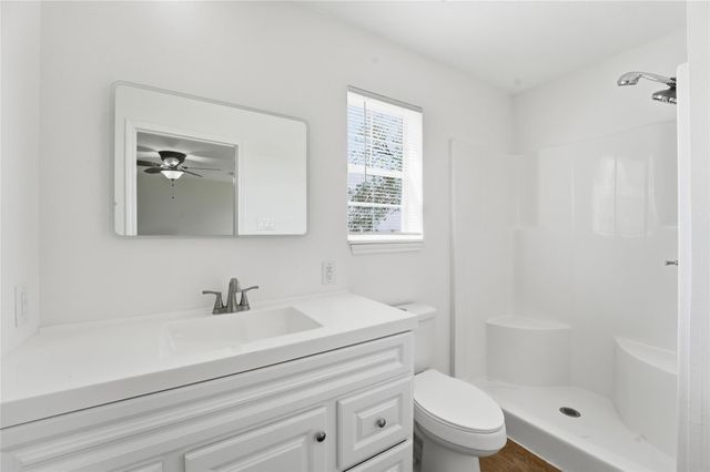 3710 Holy Road, Crosby, TX 77532