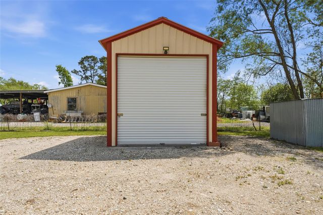 3710 Holy Road, Crosby, TX 77532