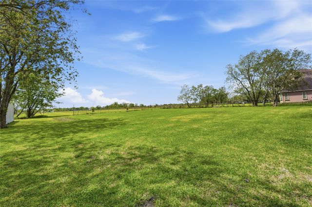 3710 Holy Road, Crosby, TX 77532