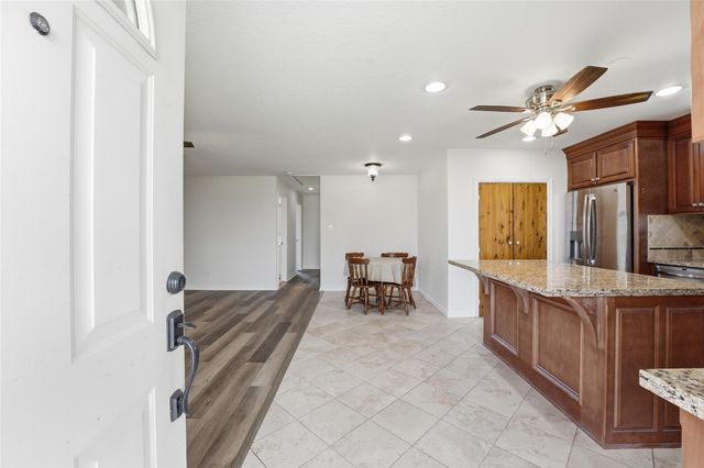 3710 Holy Road, Crosby, TX 77532