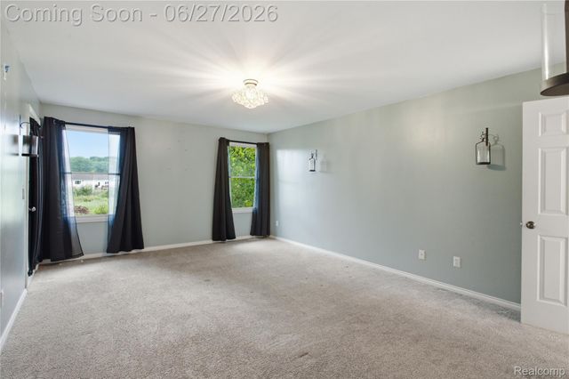 9015 Huron Bluffs Drive, White Lake Charter Township, MI 48386