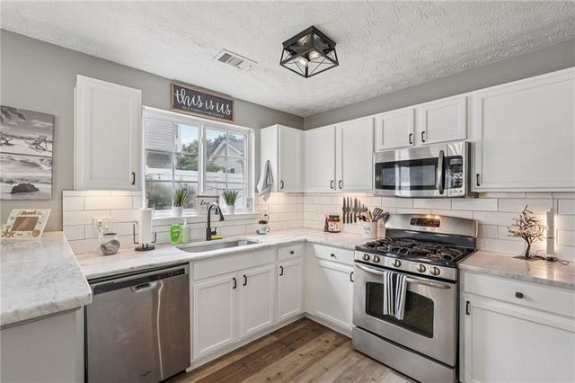 167 Swanee Lane, Woodstock, GA 30188