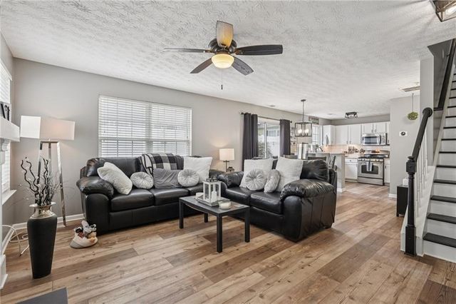 167 Swanee Lane, Woodstock, GA 30188