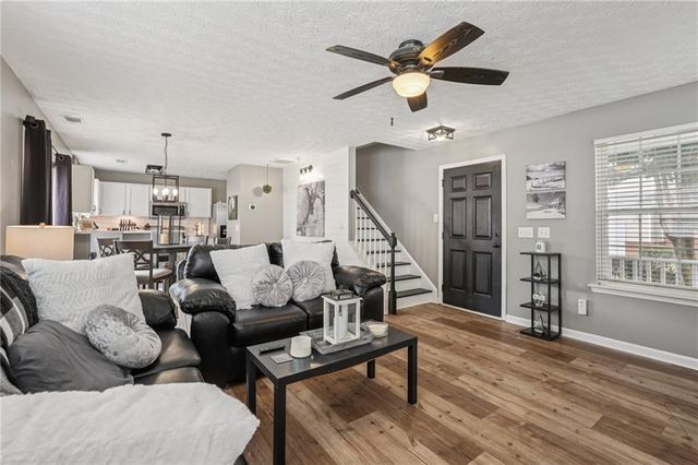 167 Swanee Lane, Woodstock, GA 30188