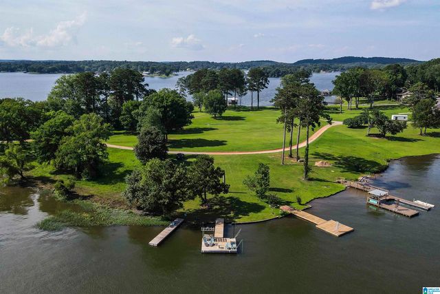 132 SKYLINE TRAIL, Pell City, AL 35128