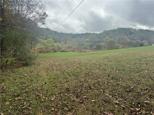 123 Baylee Ln, South Bend Twp, PA 15618