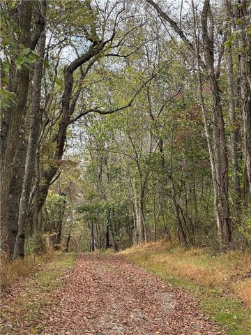 123 Baylee Ln, South Bend Twp, PA 15618