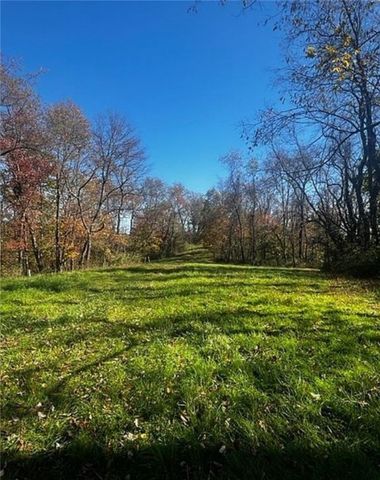 123 Baylee Ln, South Bend Twp, PA 15618