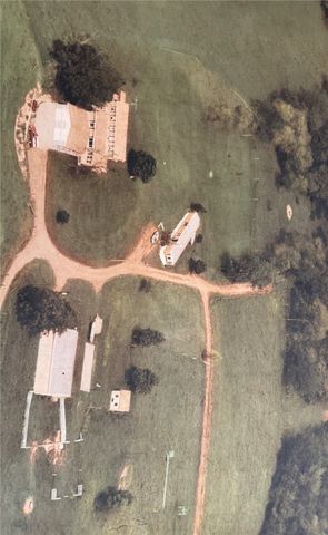 123 Baylee Ln, South Bend Twp, PA 15618