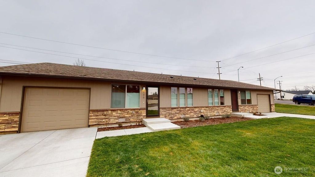 144 & 146 S Tausick Way, Walla Walla, WA 99362