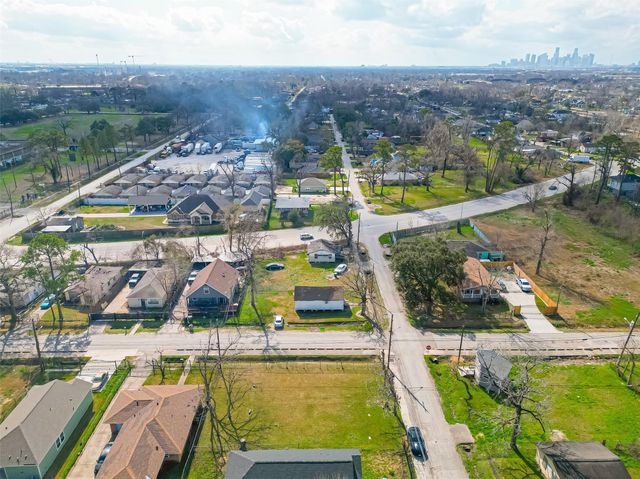 7902 Pointer Street, Houston, TX 77016