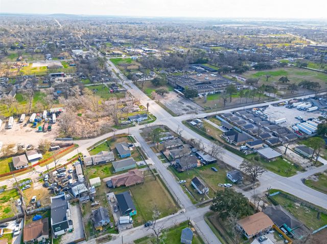7902 Pointer Street, Houston, TX 77016
