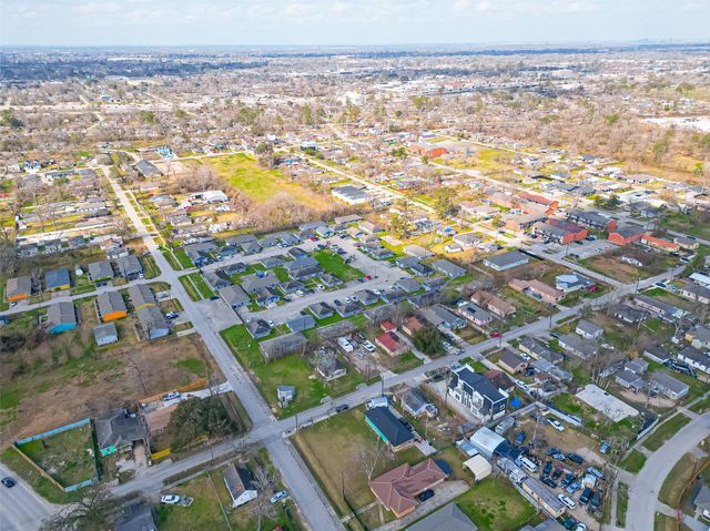 7902 Pointer Street, Houston, TX 77016