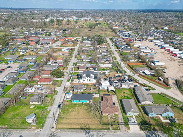 7902 Pointer Street, Houston, TX 77016