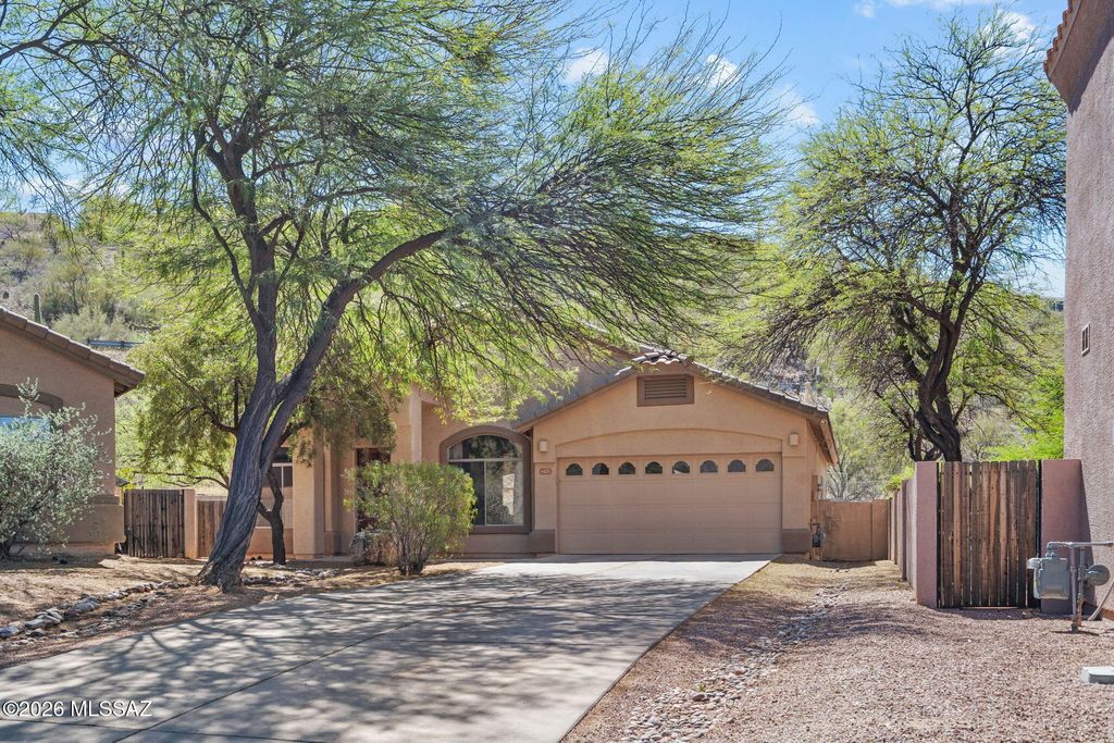 4521 N Scenic Mountain Drive, Tucson, AZ 85750